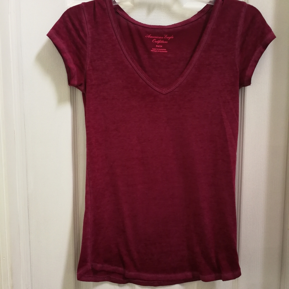 American Eagle Maroon Tee